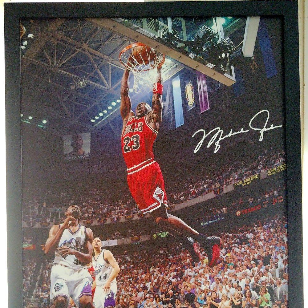 Laminated framed print - Kobe Bryant